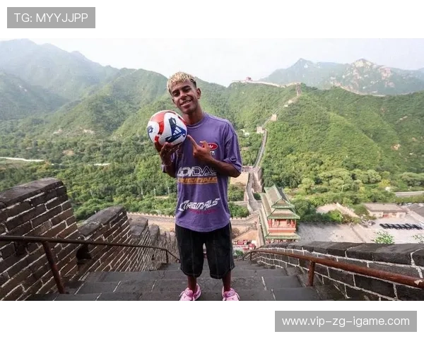 巴萨18岁超新星亚马尔入选FIFPRO最佳11，创史上最年轻纪录，巴萨年轻化